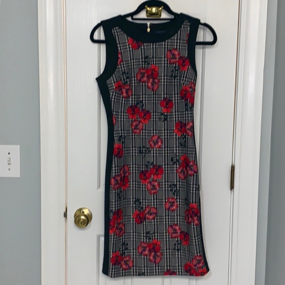 NWOT Tommy Hilfiger Flower Houndstooth Dress